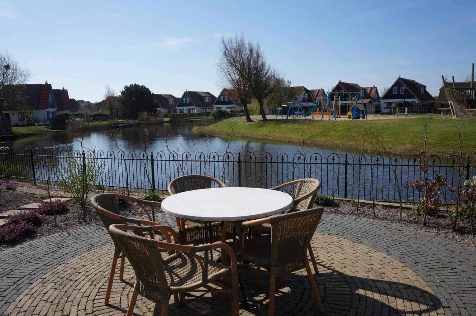 Bungalowpark “De Buitenplaats” Callantsoog Exterior photo