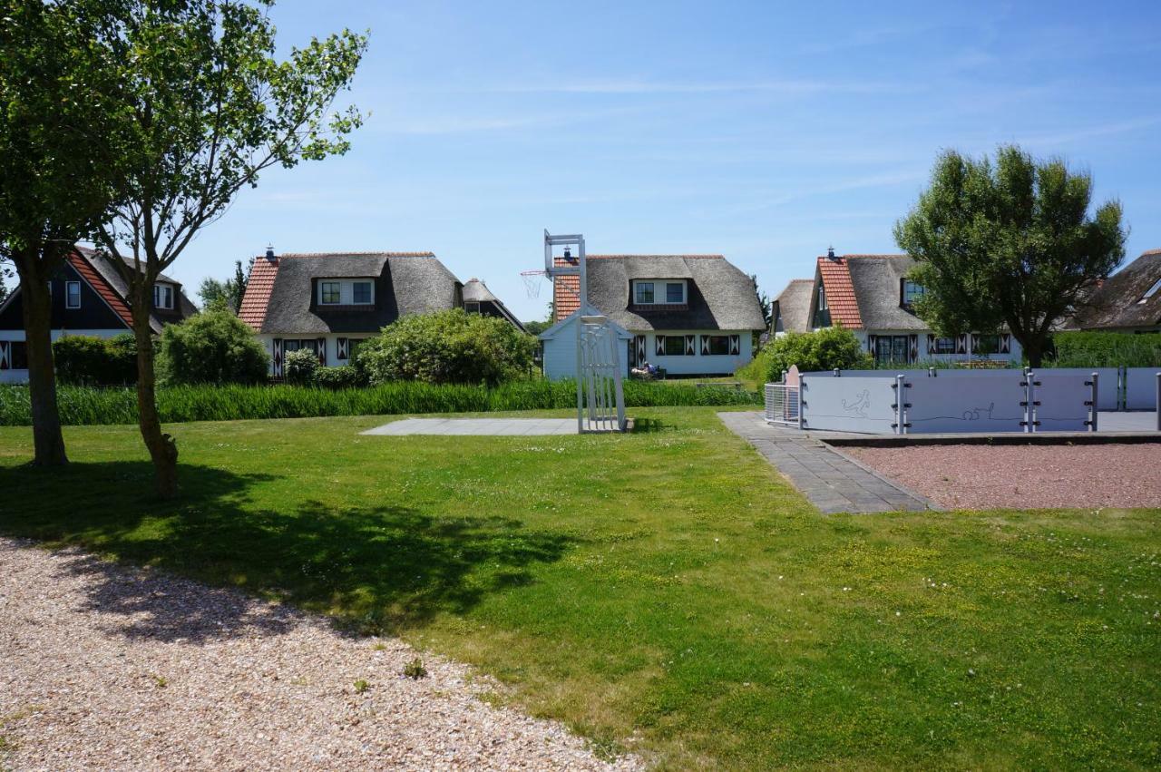Bungalowpark “De Buitenplaats” Callantsoog Exterior photo