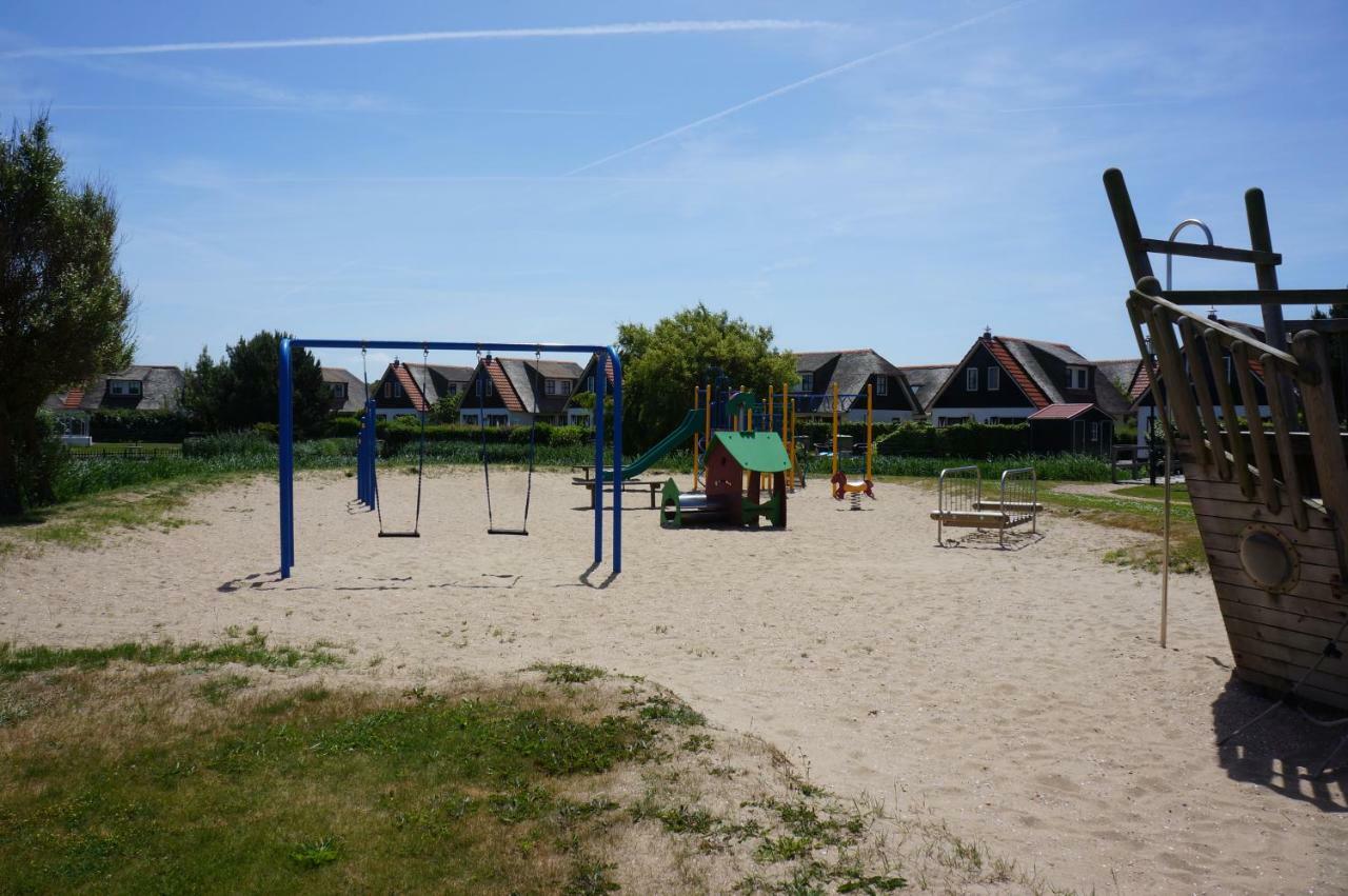 Bungalowpark “De Buitenplaats” Callantsoog Exterior photo